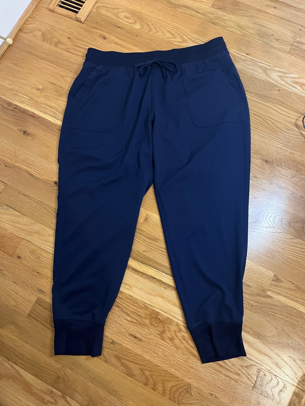 Old Navy Navy Women's Drawstring Lightweight Joggers L